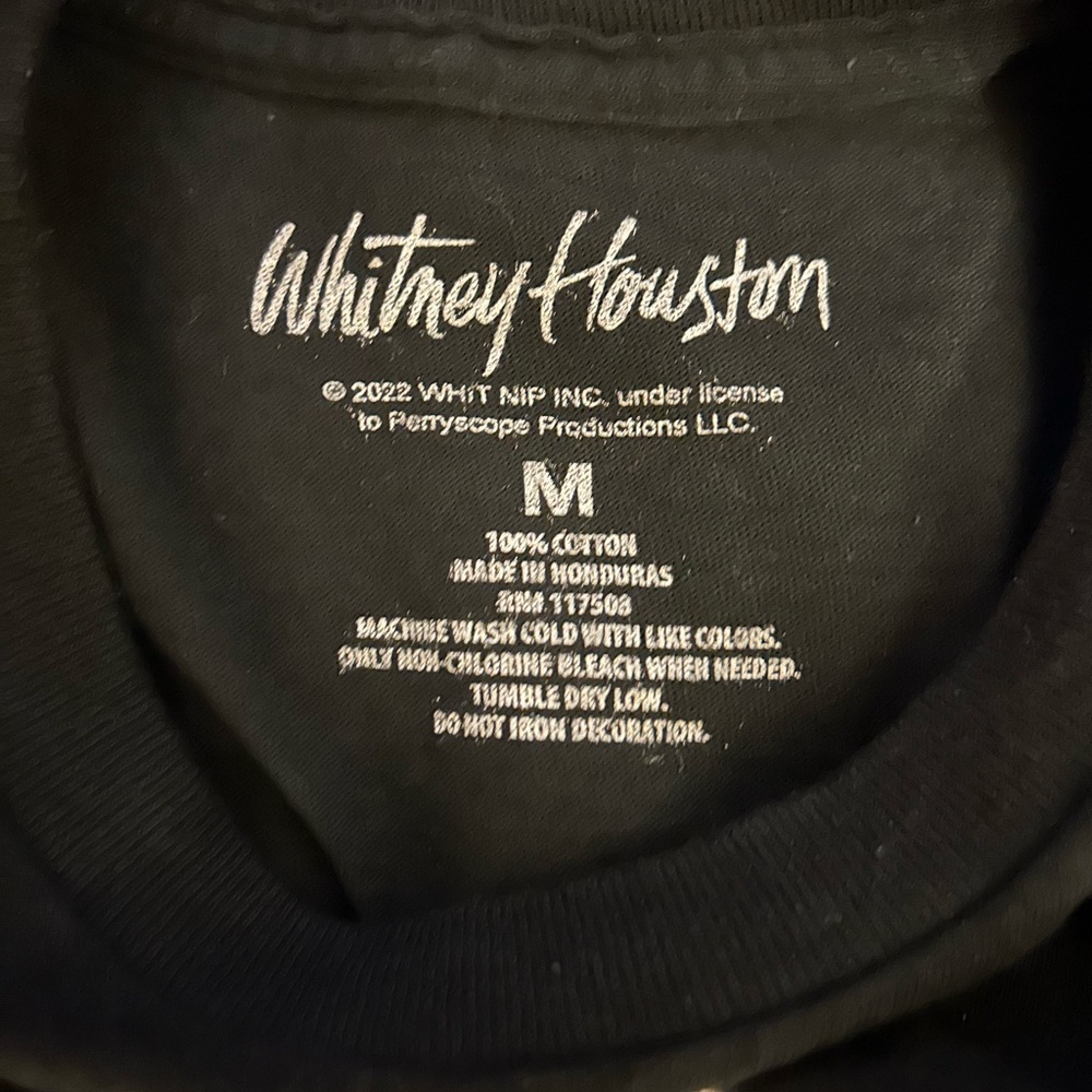 Black Whitney Houston T-shirt - Picture 3 of 5